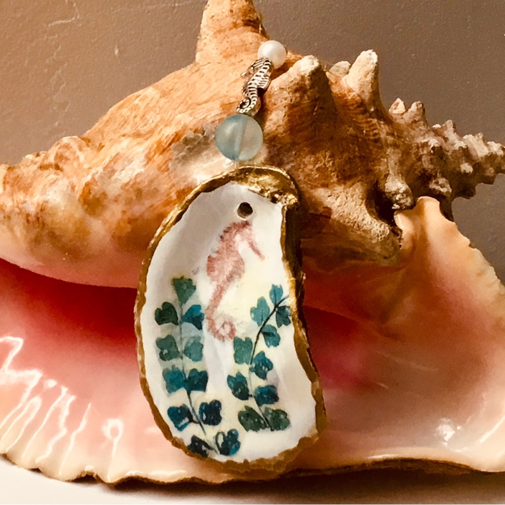 Coastal collection, seahorse, ornament, decoupage oyster Hawaii Bob’s garden art